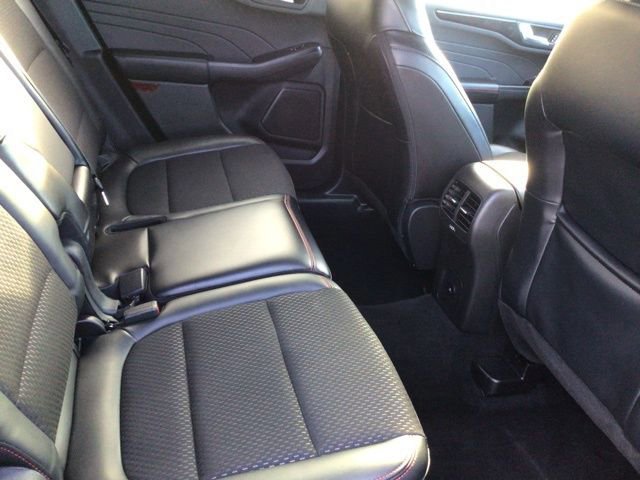 Certified 2025 Ford Escape ST-Line Select image 21