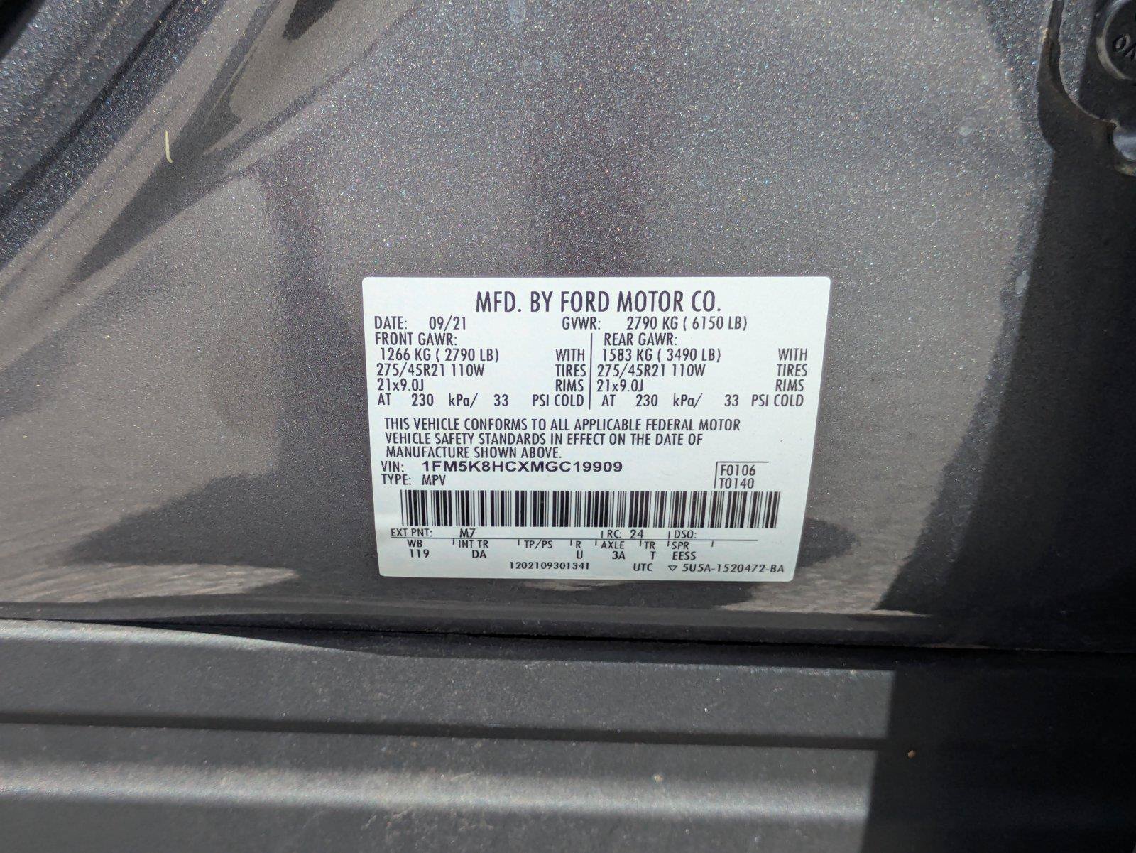 Certified 2021 Ford Explorer Platinum w/ Equipment Group 601A AWD/4WD image 23