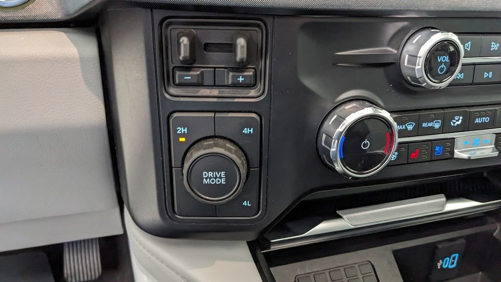 Certified 2024 Ford F450 Limited w/ Snow Plow Prep Package image 32