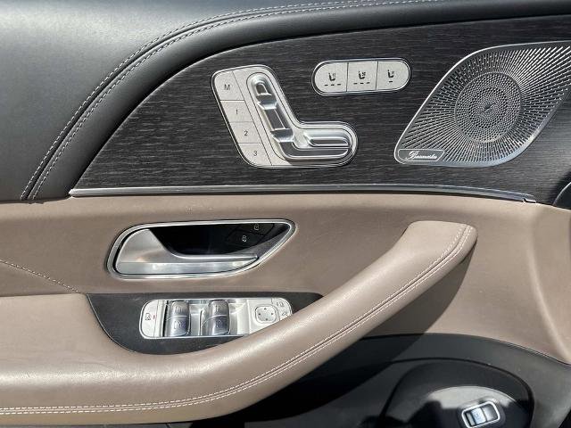 Used 2025 Mercedes-Benz Maybach GLS 600 4MATIC image 21