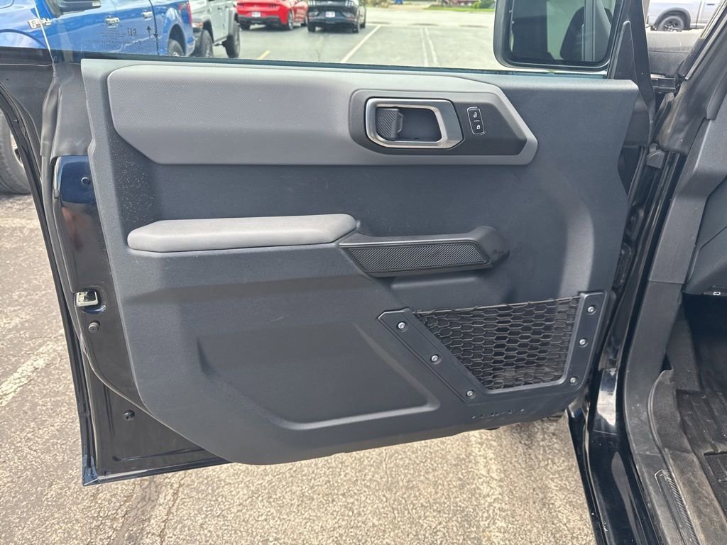 Certified 2023 Ford Bronco Big Bend w/ Sasquatch Package AWD/4WD image 12
