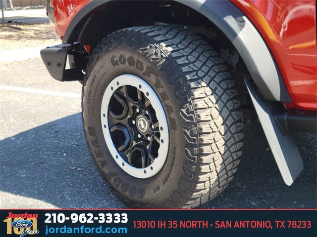 Certified 2024 Ford Bronco Badlands image 31