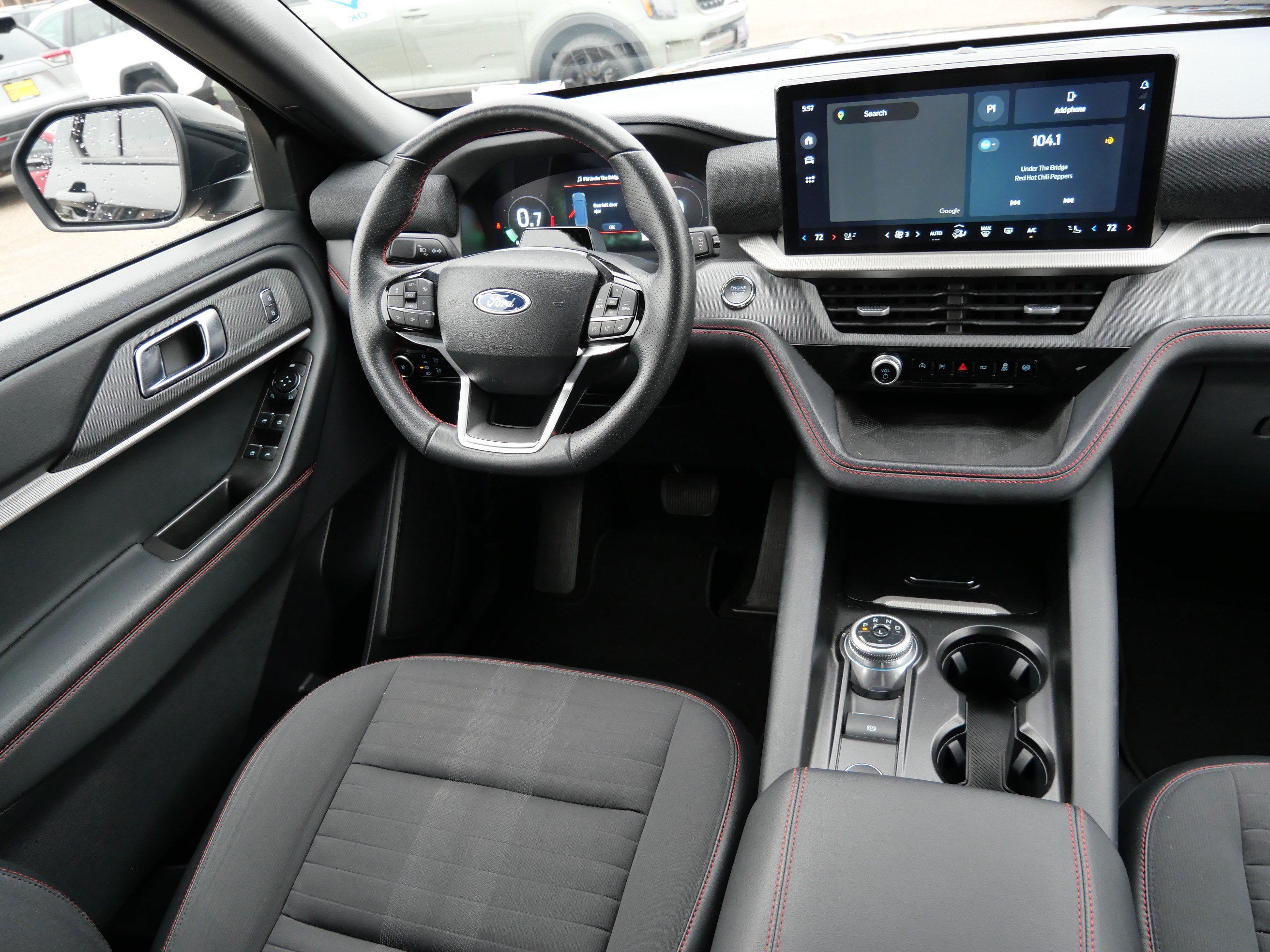 Certified 2025 Ford Explorer ST-Line AWD/4WD image 9