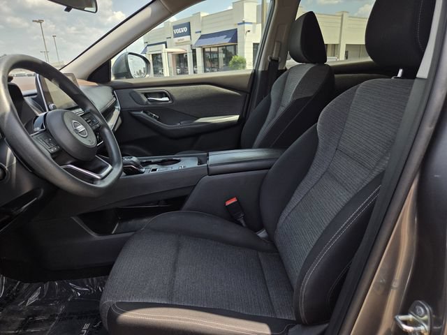 Used 2021 Nissan Rogue SV FWD image 12