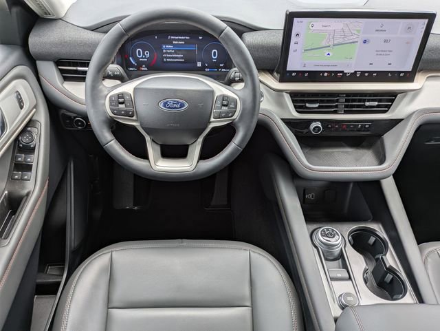 Certified 2026 Ford Explorer Active w/ Active Comfort Package RWD image 16