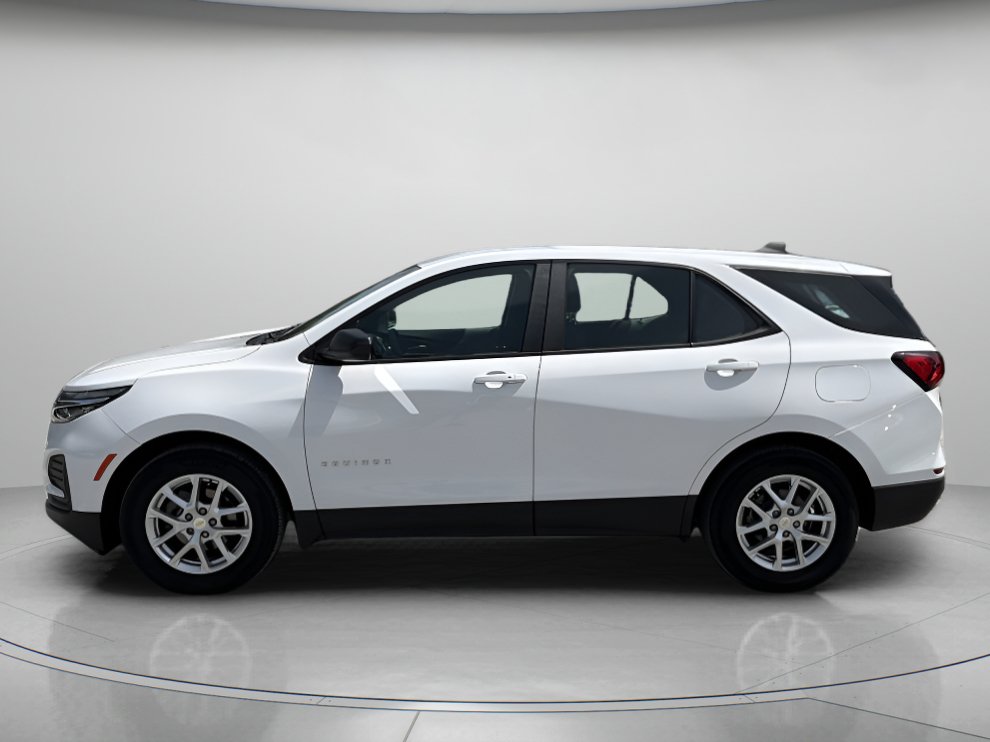 Used 2024 Chevrolet Equinox LS FWD image 5