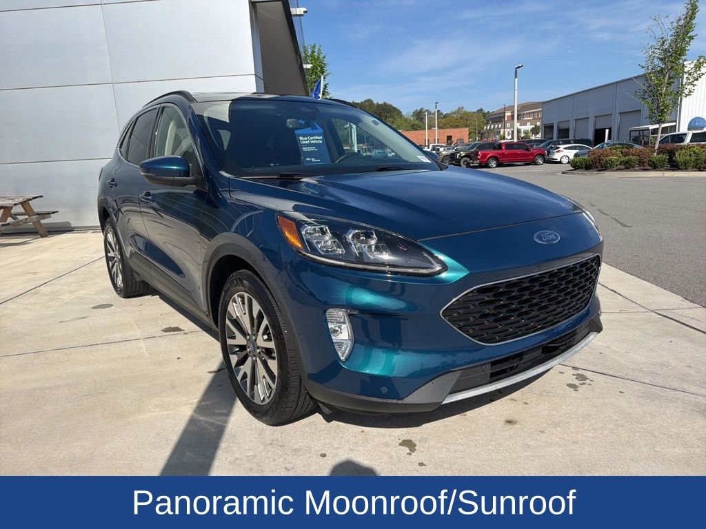 Certified 2020 Ford Escape Titanium AWD/4WD image 2