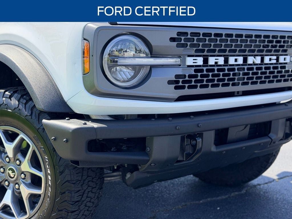 Certified 2024 Ford Bronco Badlands AWD/4WD image 3