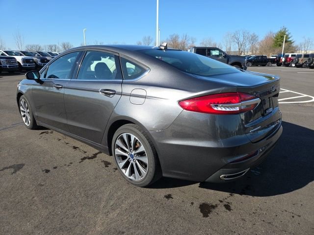 Certified 2020 Ford Fusion SE image 2