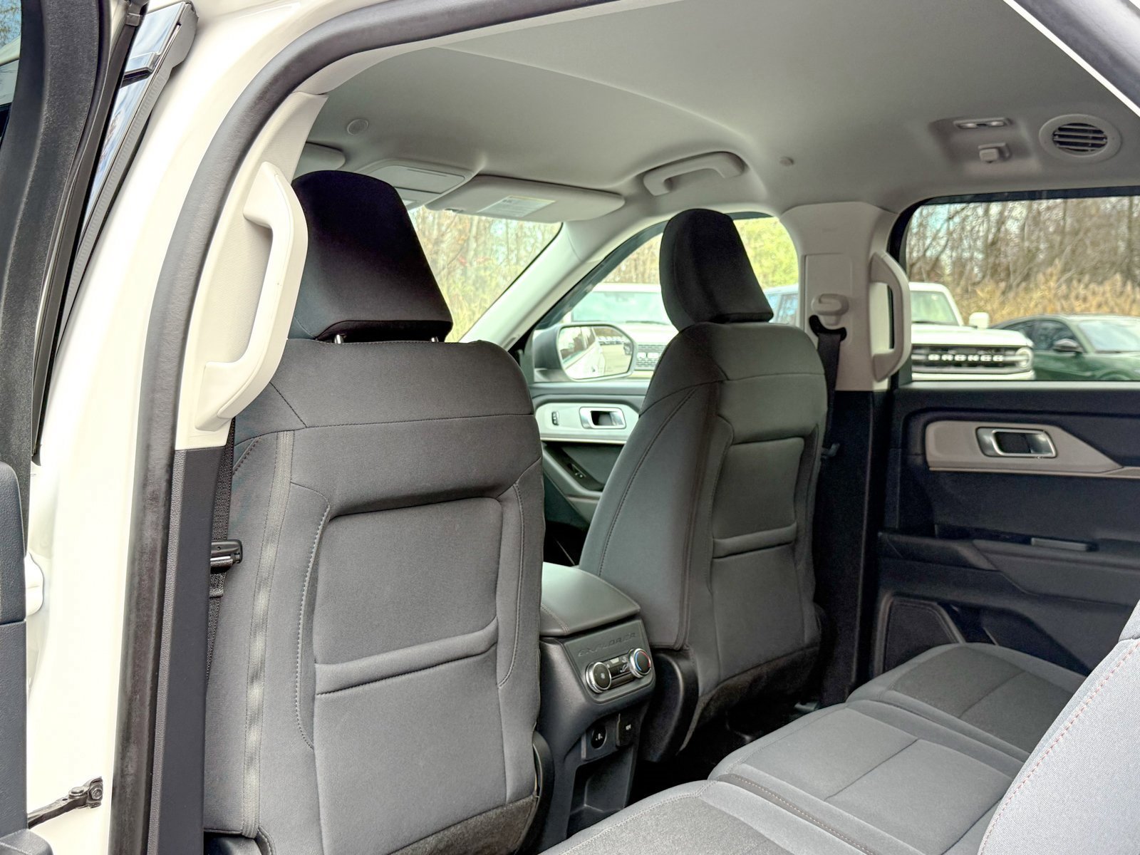 Certified 2025 Ford Explorer Active image 21
