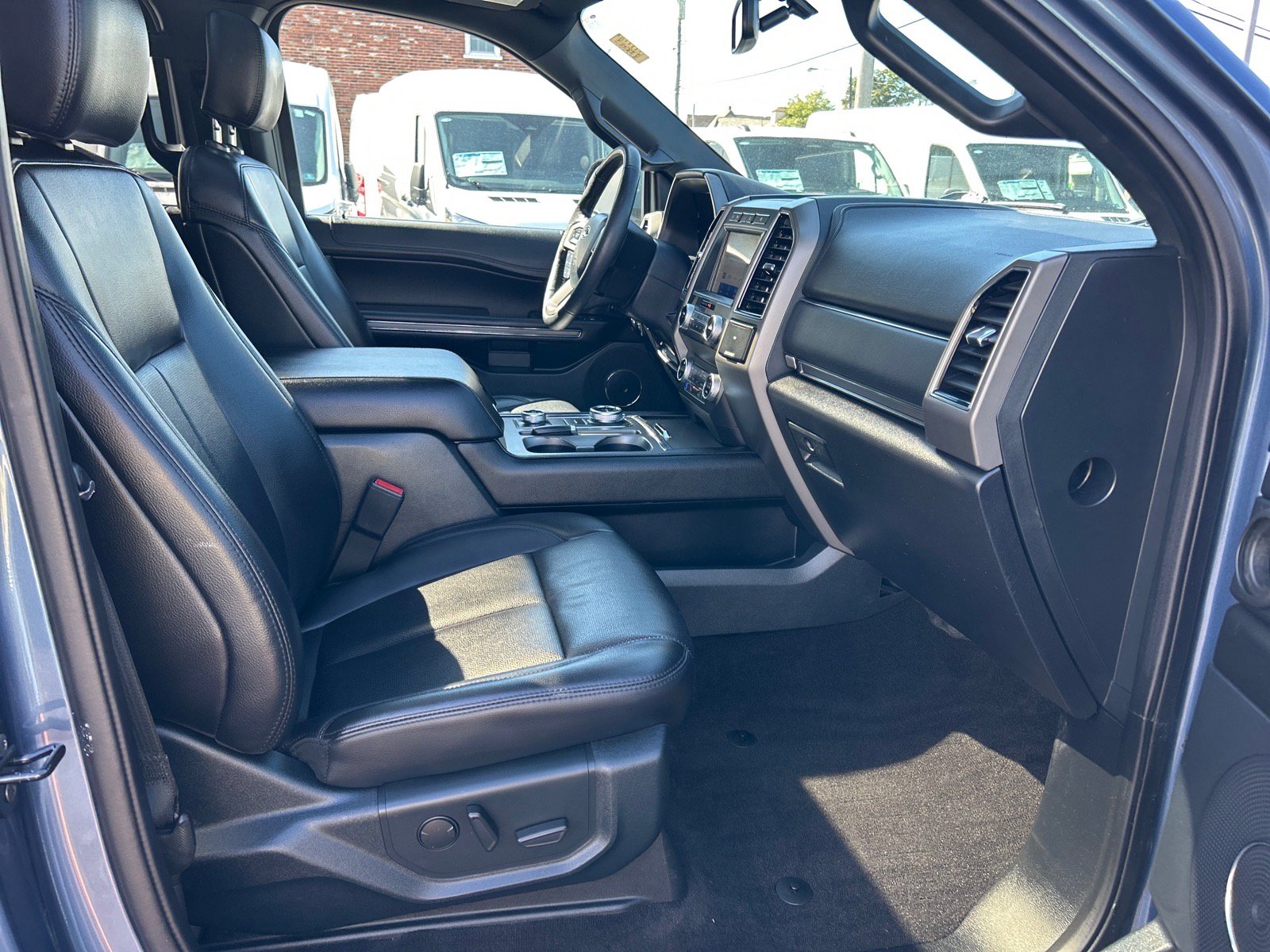 Certified 2020 Ford Expedition XLT w/ Equipment Group 202A AWD/4WD image 21