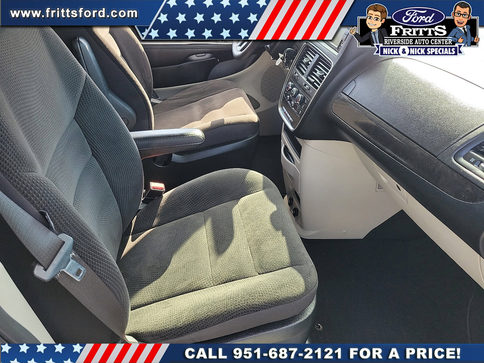 Used 2018 Dodge Grand Caravan SE w/ UConnect Hands-Free Group FWD image 13