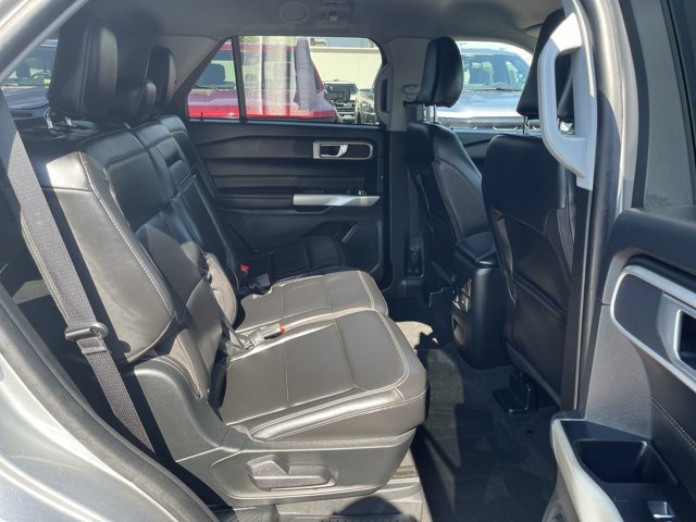 Certified 2023 Ford Explorer XLT w/ Equipment Group 202A AWD/4WD image 13