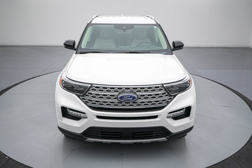 Certified 2023 Ford Explorer Limited w/ Equipment Group 301A AWD/4WD image 10