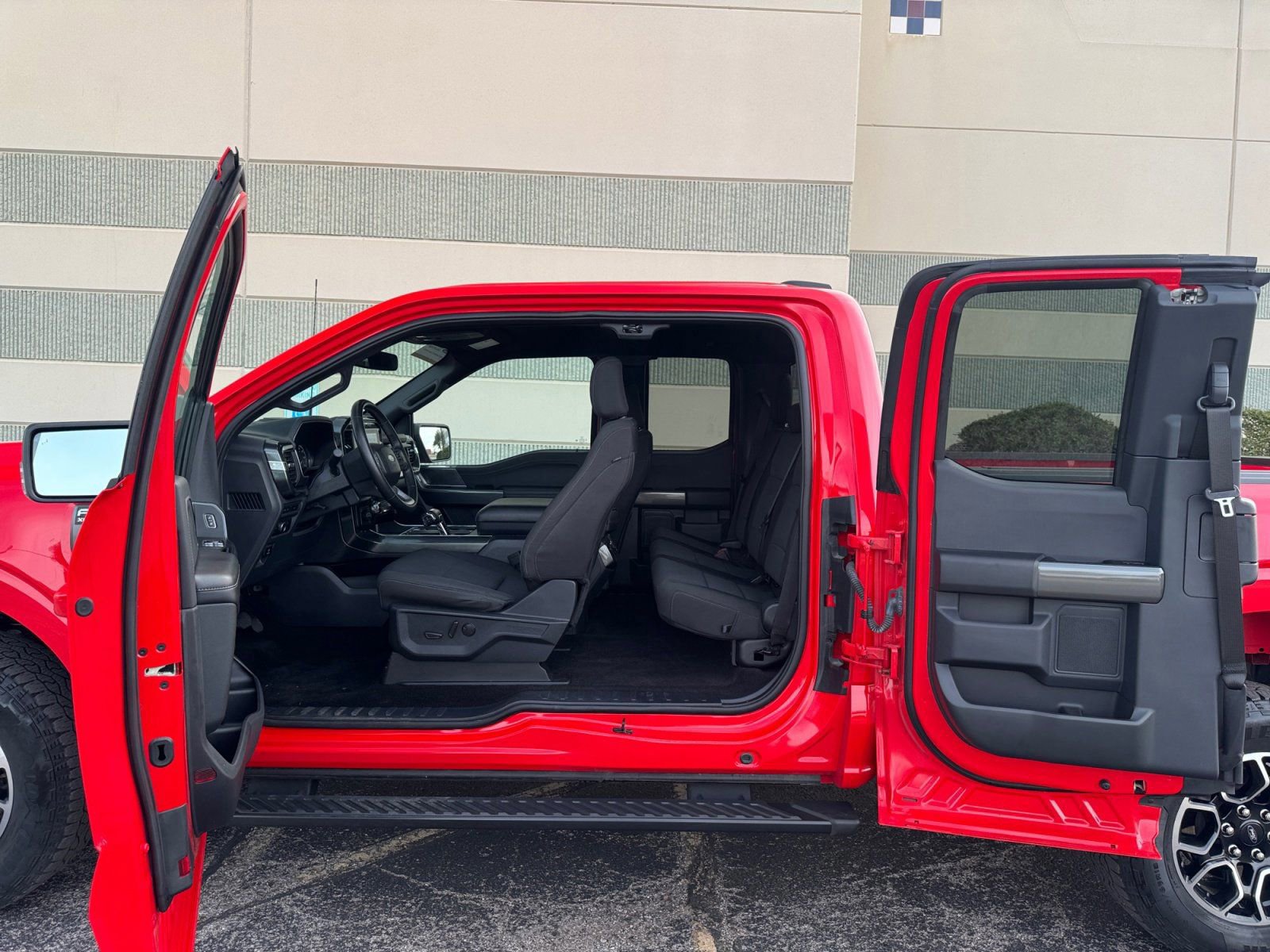 Certified 2023 Ford F150 XLT w/ Equipment Group 302A High image 19