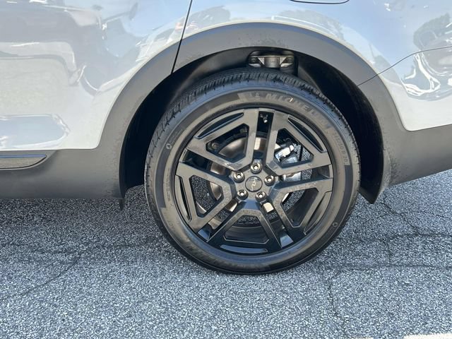 Used 2025 Kia Telluride SX X-Line AWD/4WD image 9