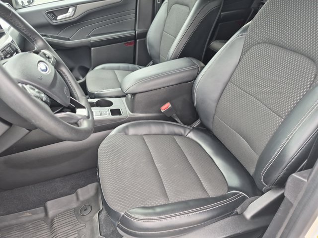 Certified 2023 Ford Escape SE FWD image 16
