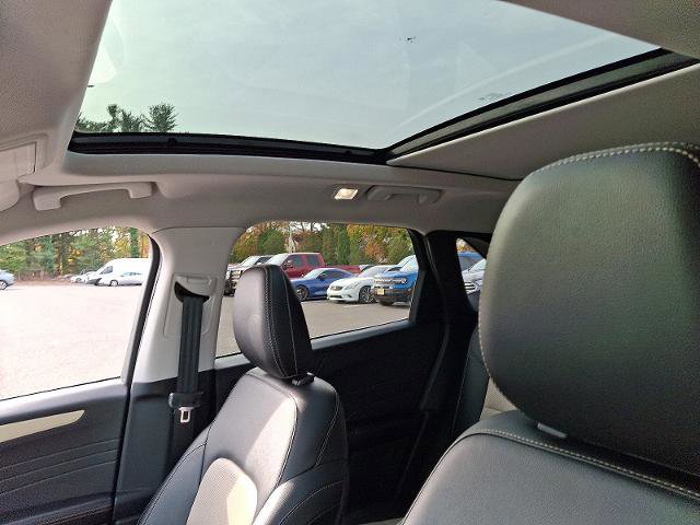 Certified 2022 Ford Escape Titanium w/ Titanium Elite Package image 14