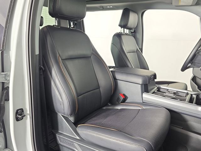 Certified 2025 Ford F350 Lariat w/ Black Appearance Package image 24