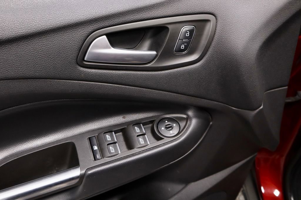 Certified 2019 Ford Escape SE FWD image 23