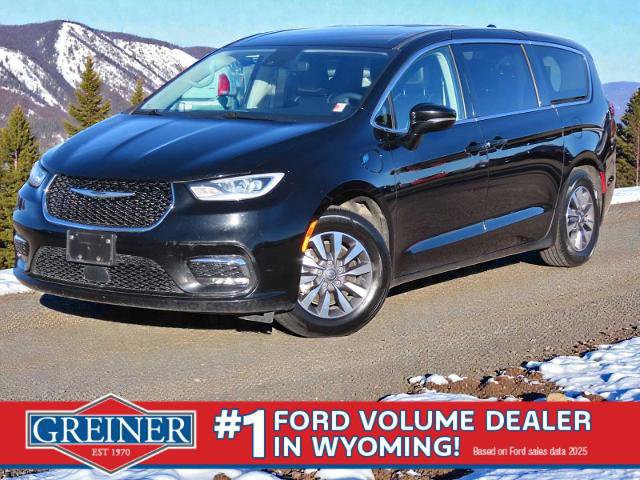 Used 2024 Chrysler Pacifica Select image 7