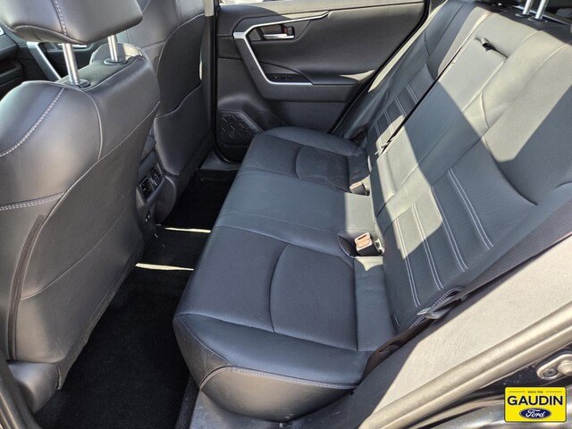 Used 2020 Toyota RAV4 Limited AWD/4WD image 12