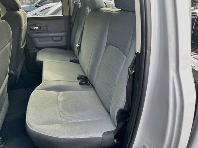 Used 2024 RAM 1500 Classic SLT AWD/4WD image 27