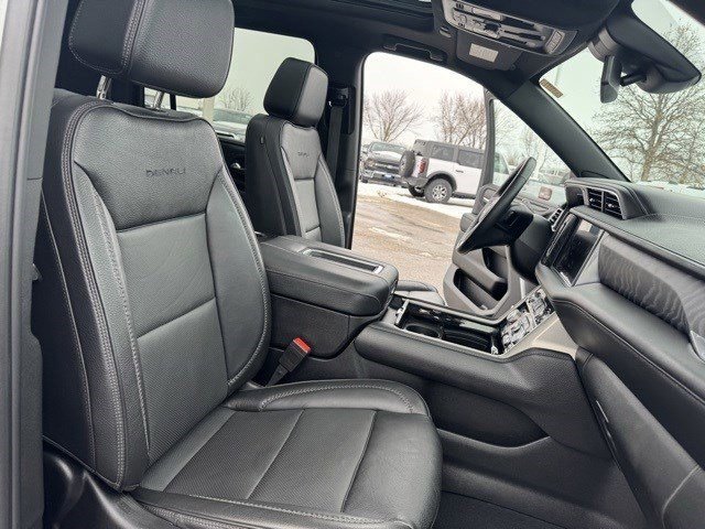 Used 2023 GMC Yukon XL Denali w/ LPO, Floor Liner Package image 49