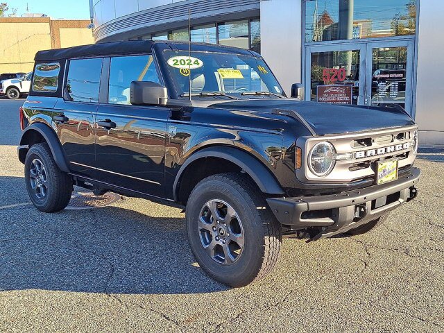 Certified 2024 Ford Bronco Big Bend AWD/4WD image 2