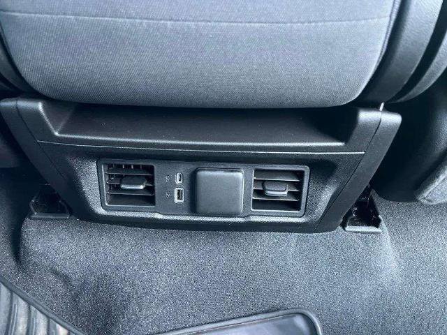 Used 2023 Chevrolet Silverado 1500 LT AWD/4WD image 12