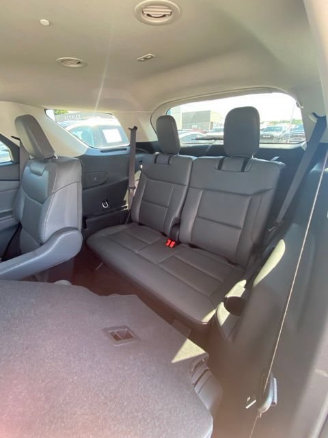 Certified 2026 Ford Explorer Active w/ Active Comfort Package AWD/4WD image 7