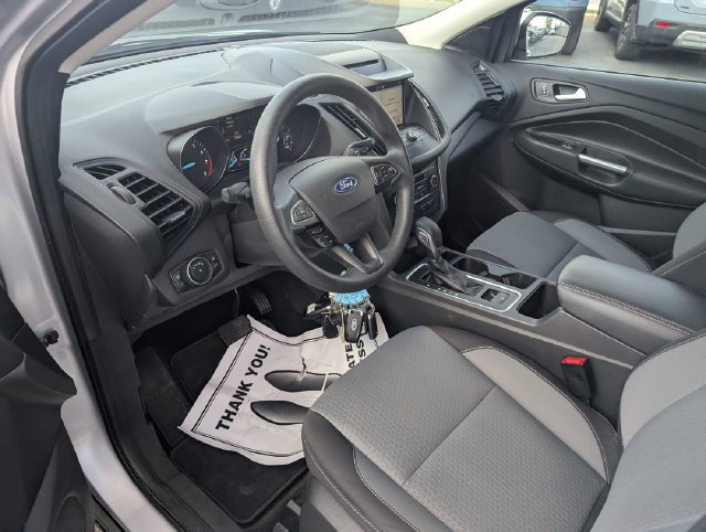 Certified 2018 Ford Escape SE w/ SE Sync 3 Package AWD/4WD image 15