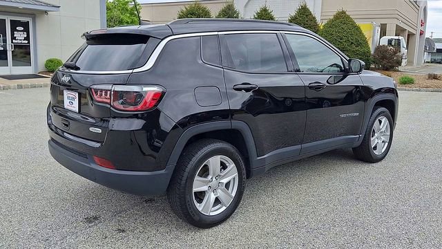 Used 2022 Jeep Compass Latitude AWD/4WD image 8