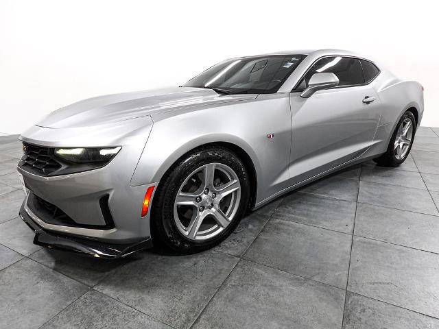 Used 2019 Chevrolet Camaro LT image 3
