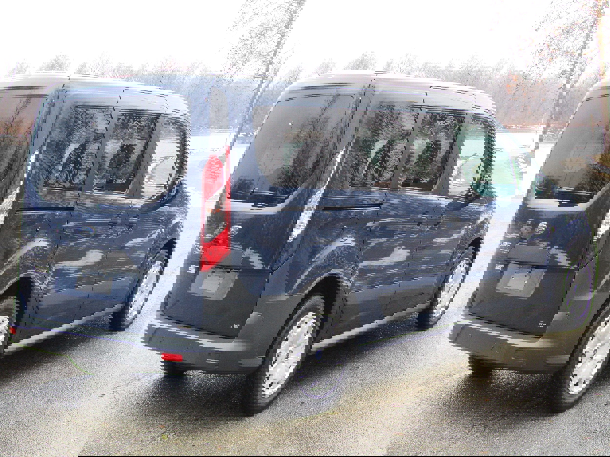 Certified 2018 Ford Transit Connect XL image 4