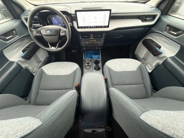 Certified 2025 Ford Maverick XLT w/ XLT Luxury Package image 16