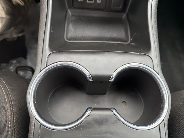 Used 2024 GMC Terrain SLE image 32