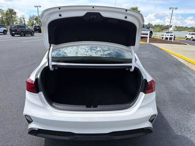 Used 2023 Kia Forte LXS FWD image 9