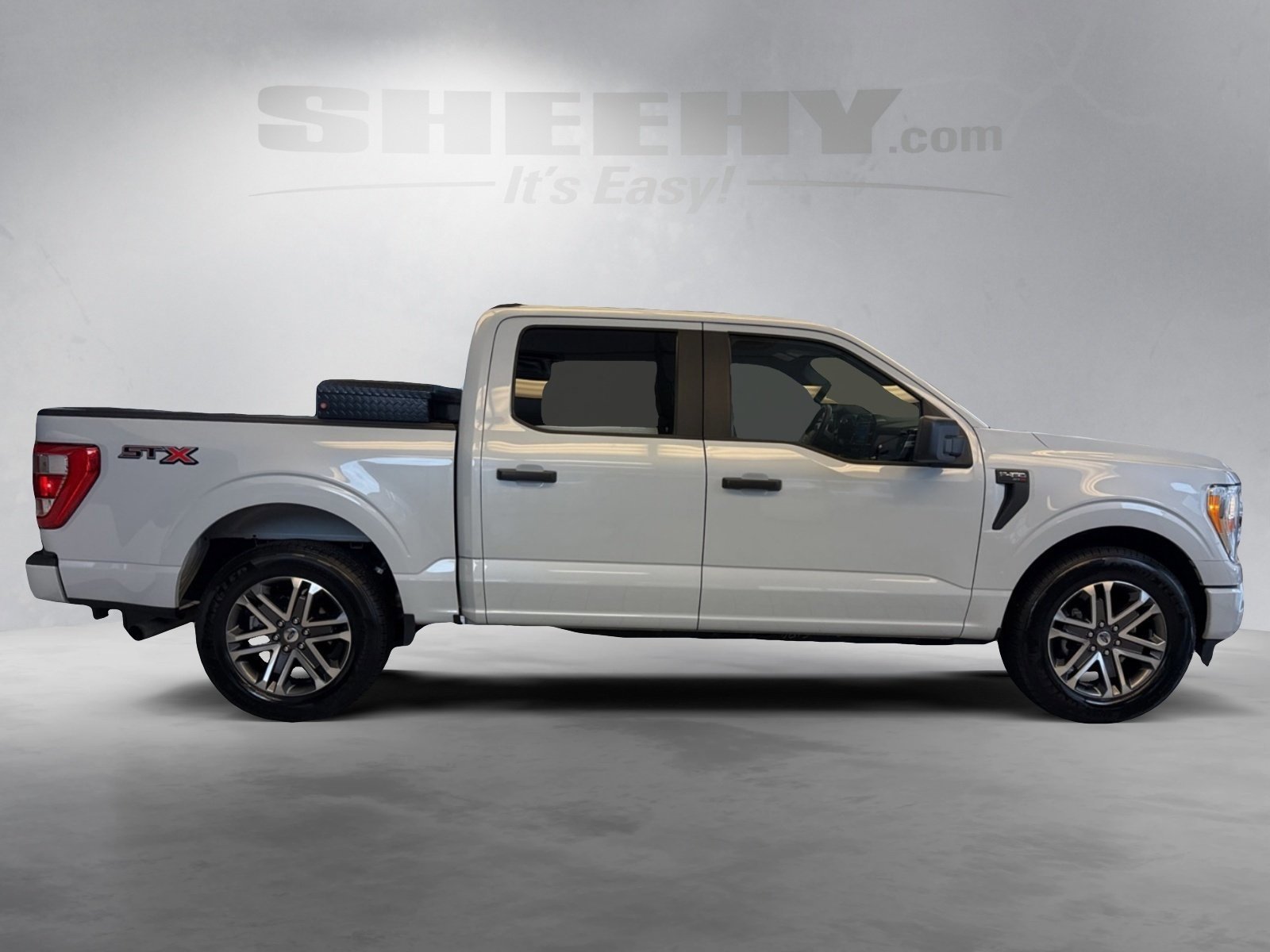 Certified 2021 Ford F150 XL w/ STX Appearance Package image 5