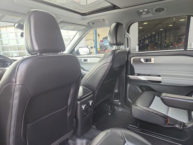 Certified 2023 Ford Explorer XLT w/ Equipment Group 202A AWD/4WD image 24