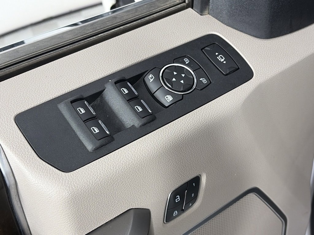 Certified 2019 Ford F250 Limited w/ FX4 Off-Road Package image 26