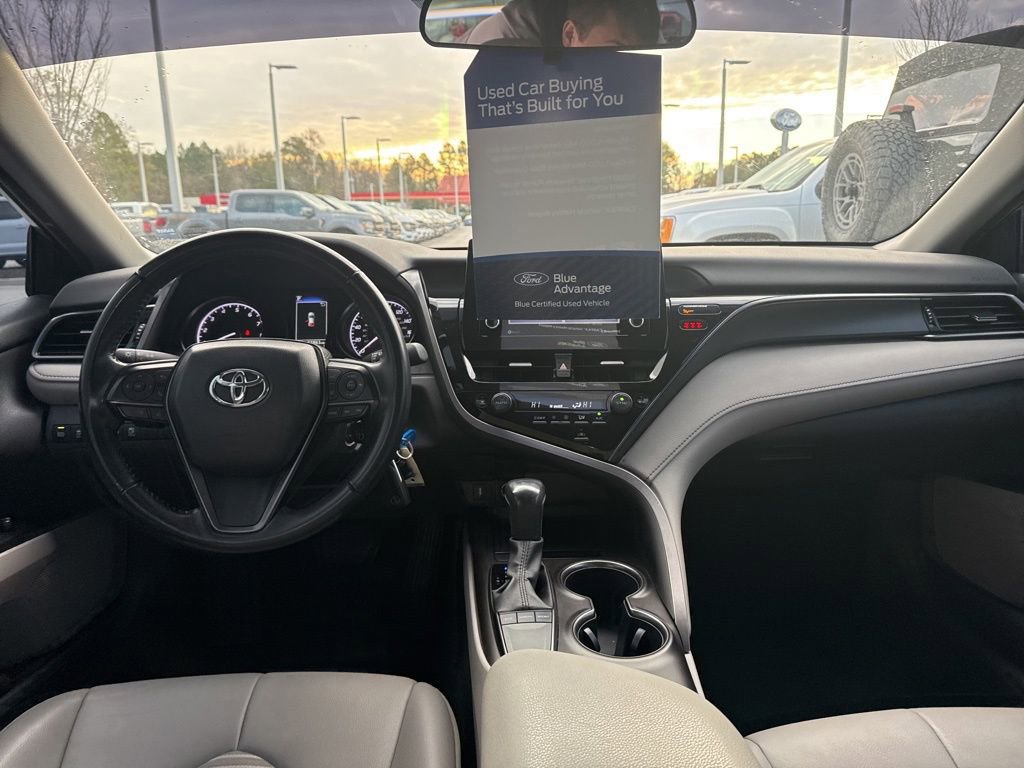Used 2022 Toyota Camry SE image 22