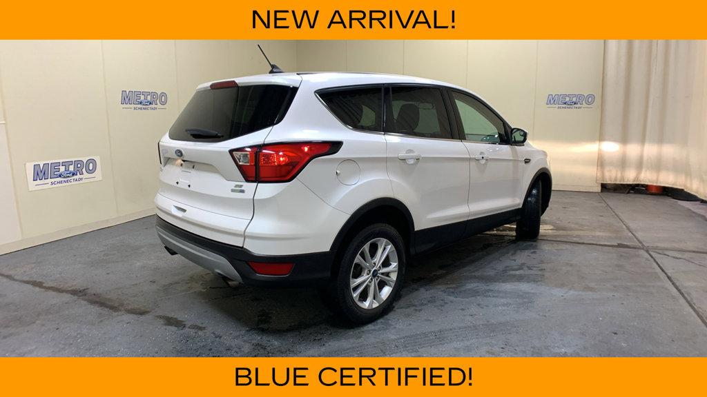 Certified 2019 Ford Escape SE AWD/4WD image 3