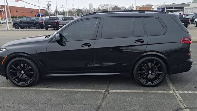 Used 2023 BMW X7 M60i w/ Executive Package image 3