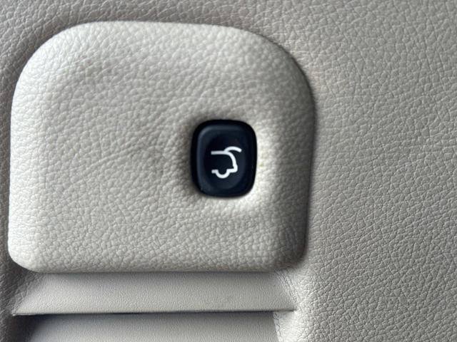 Used 2021 Jeep Grand Cherokee Limited RWD image 14