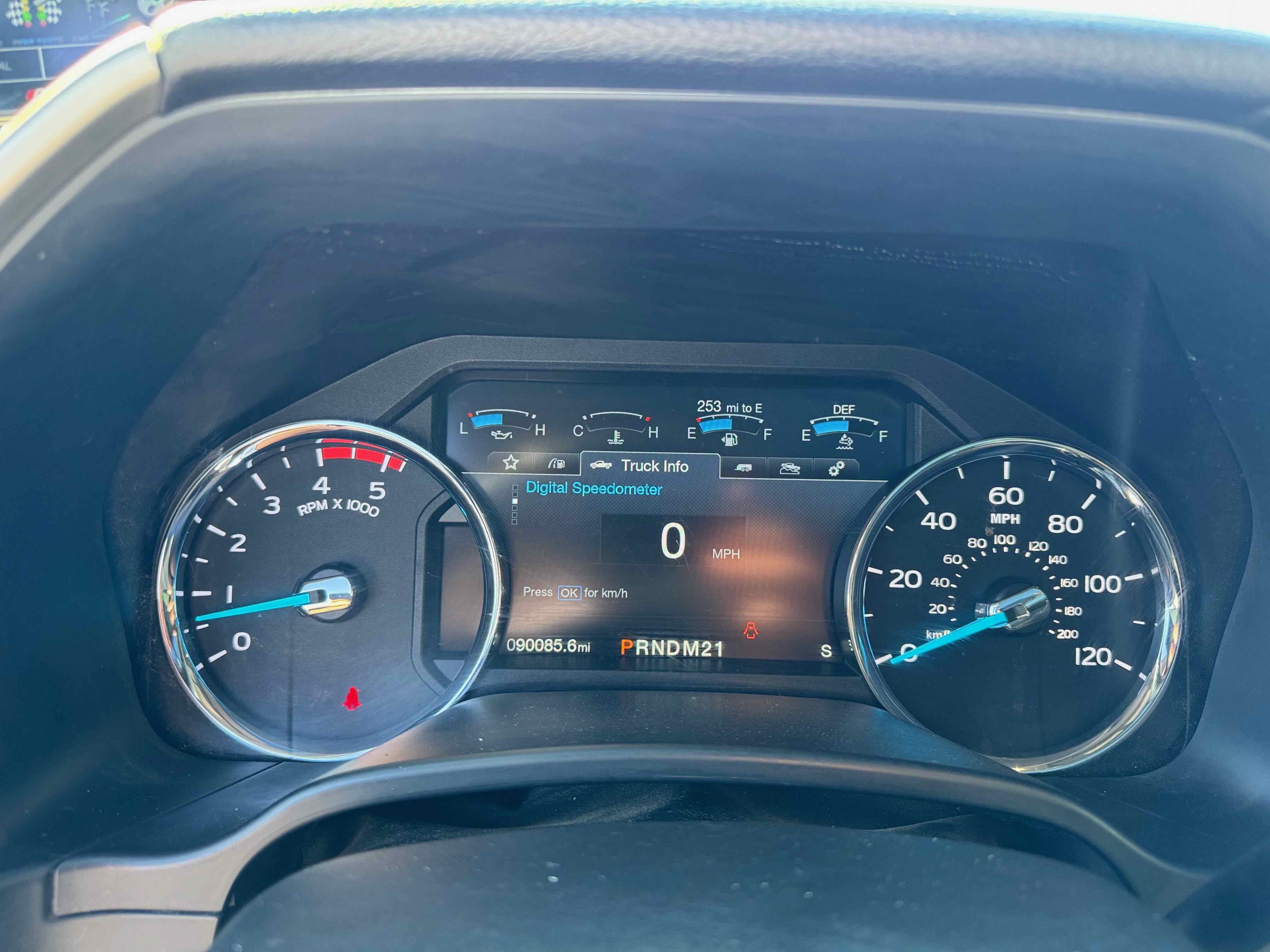 Certified 2019 Ford F350 Lariat image 20