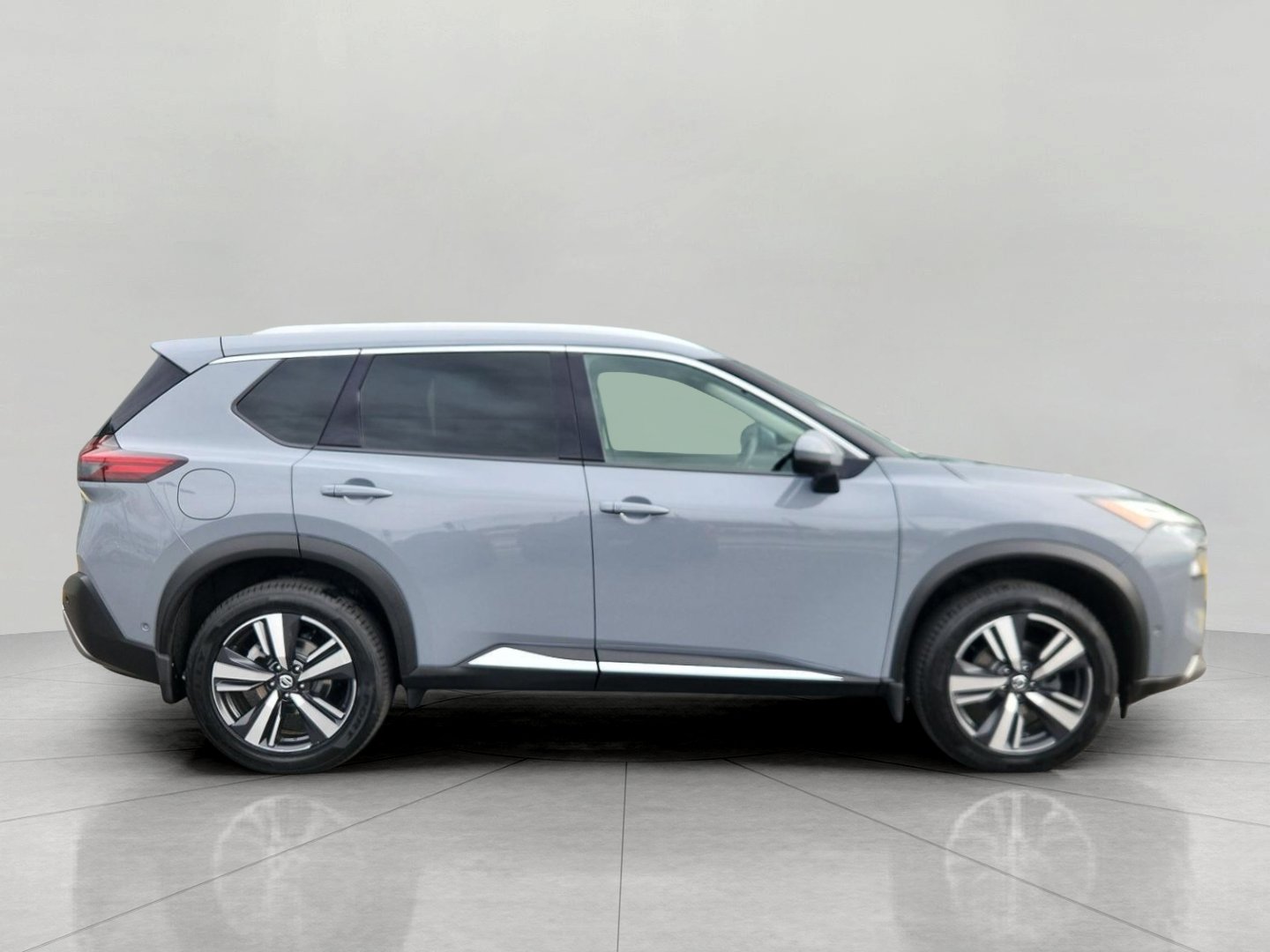 Used 2021 Nissan Rogue Platinum AWD/4WD image 6