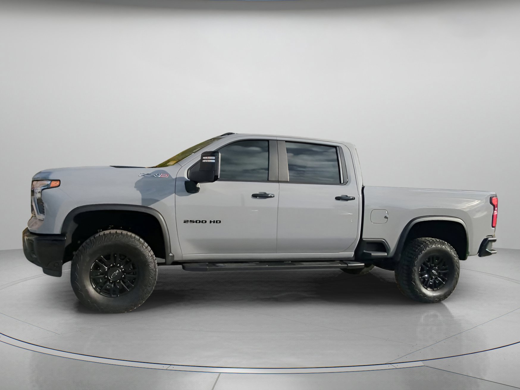Used 2025 Chevrolet Silverado 2500 ZR2 image 7