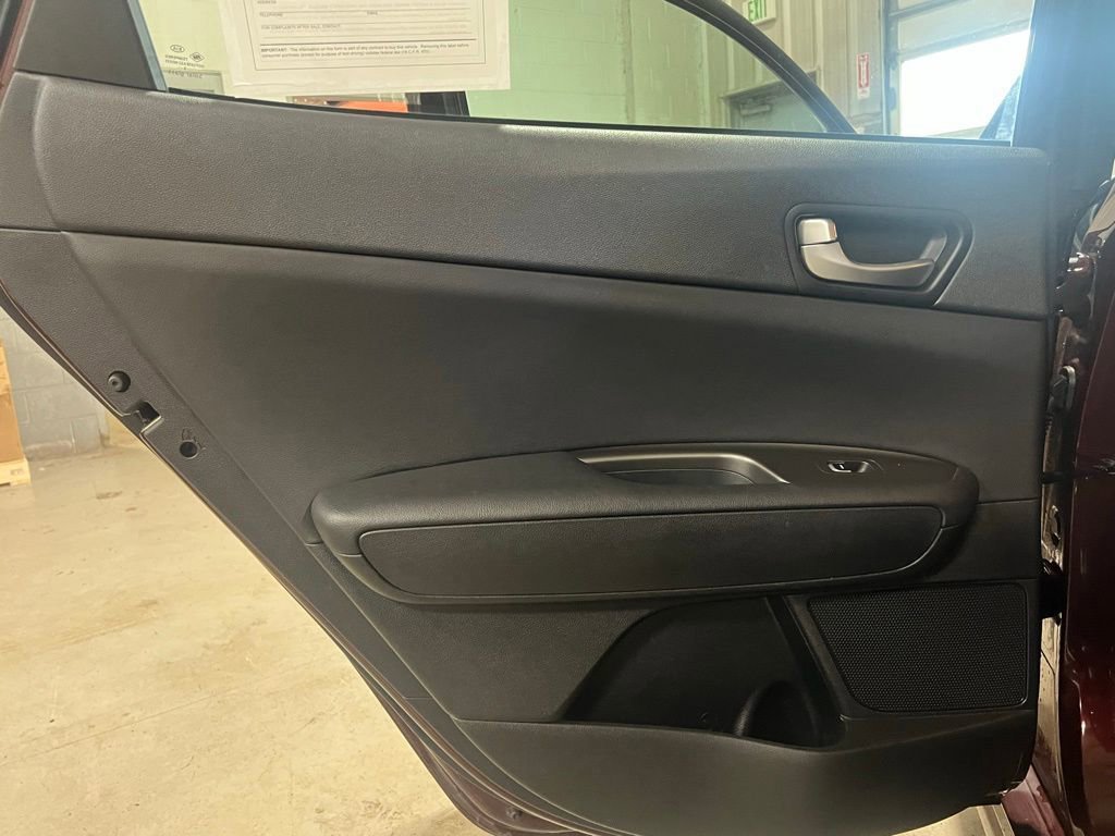 Used 2020 Kia Optima LX FWD image 34