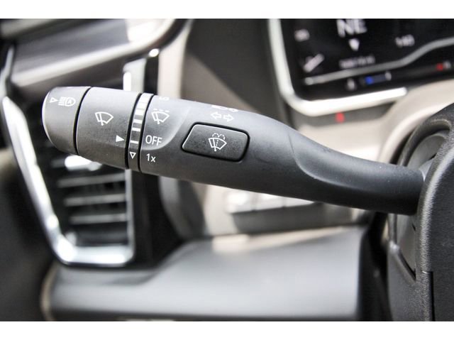 Used 2024 GMC Sierra 2500 Denali Ultimate AWD/4WD image 16